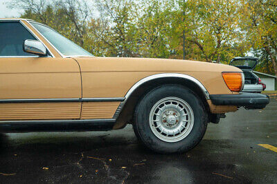 Mercedes-Benz-400-Series-Cabriolet-1977-10