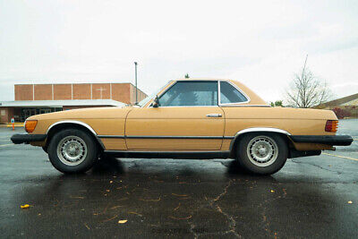 Mercedes-Benz-400-Series-Cabriolet-1977-2