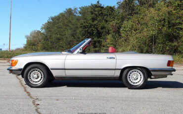 Mercedes-Benz-400-Series-Cabriolet-1979-2