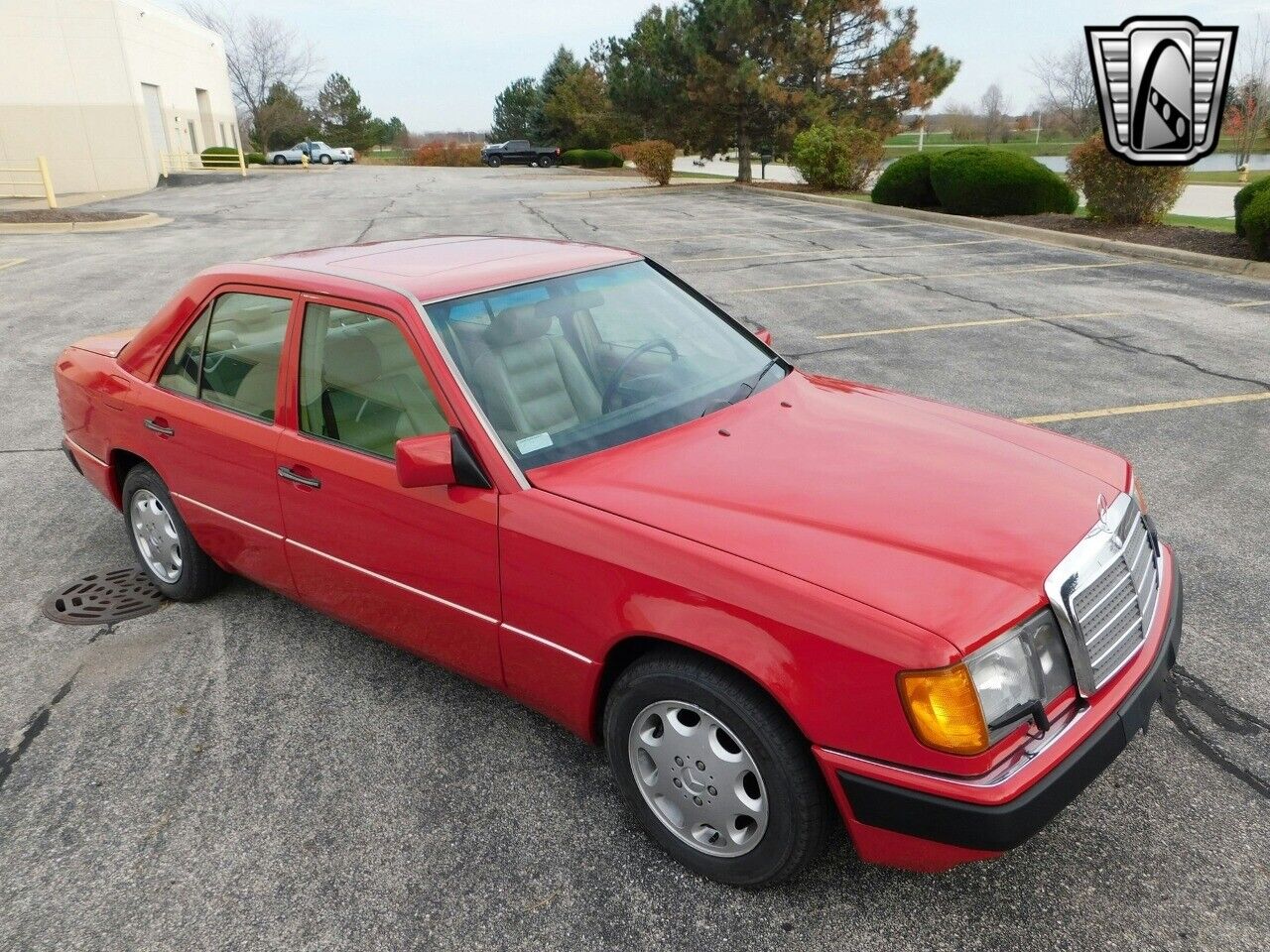 Mercedes-Benz-400E-Berline-1993-3