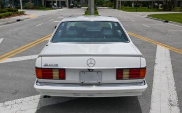 Mercedes-Benz-500-Series-1985-7