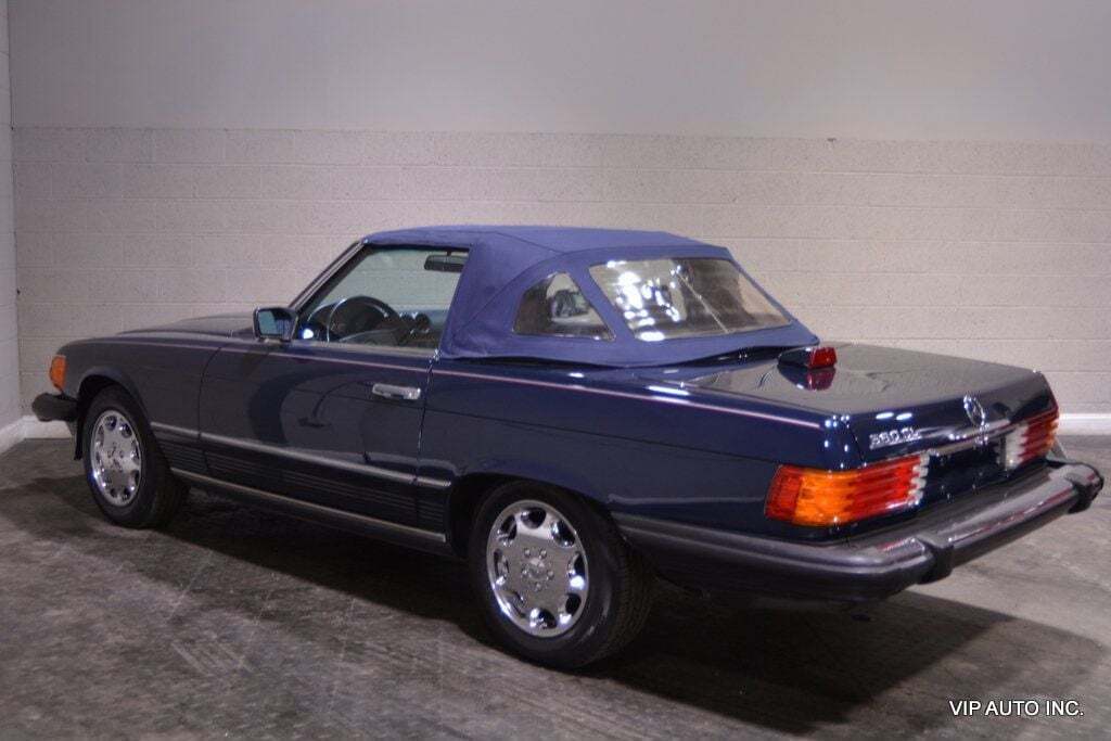 Mercedes-Benz-500-Series-1986-12