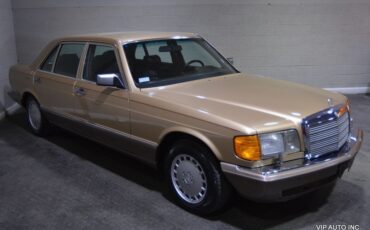 Mercedes-Benz-500-Series-1986-28