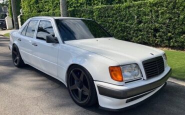 Mercedes-Benz-500-Series-Berline-1993-29