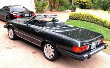 Mercedes-Benz-500-Series-Cabriolet-1988-12