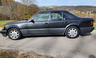 Mercedes-Benz-500E-Berline-1992-13