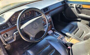 Mercedes-Benz-500E-Berline-1992-15