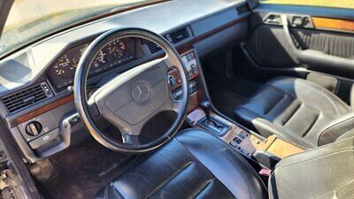 Mercedes-Benz-500E-Berline-1992-15