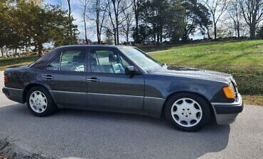 Mercedes-Benz-500E-Berline-1992-5