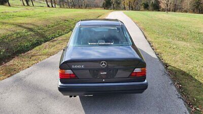 Mercedes-Benz-500E-Berline-1992-9