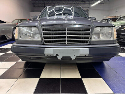 Mercedes-Benz-E-Class-Break-1995-1