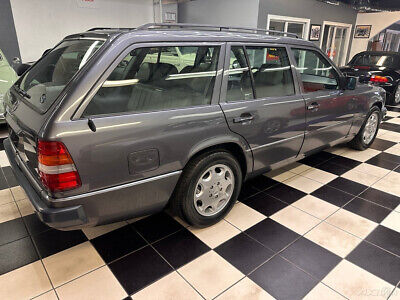 Mercedes-Benz-E-Class-Break-1995-22