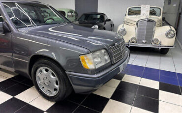 Mercedes-Benz-E-Class-Break-1995-3