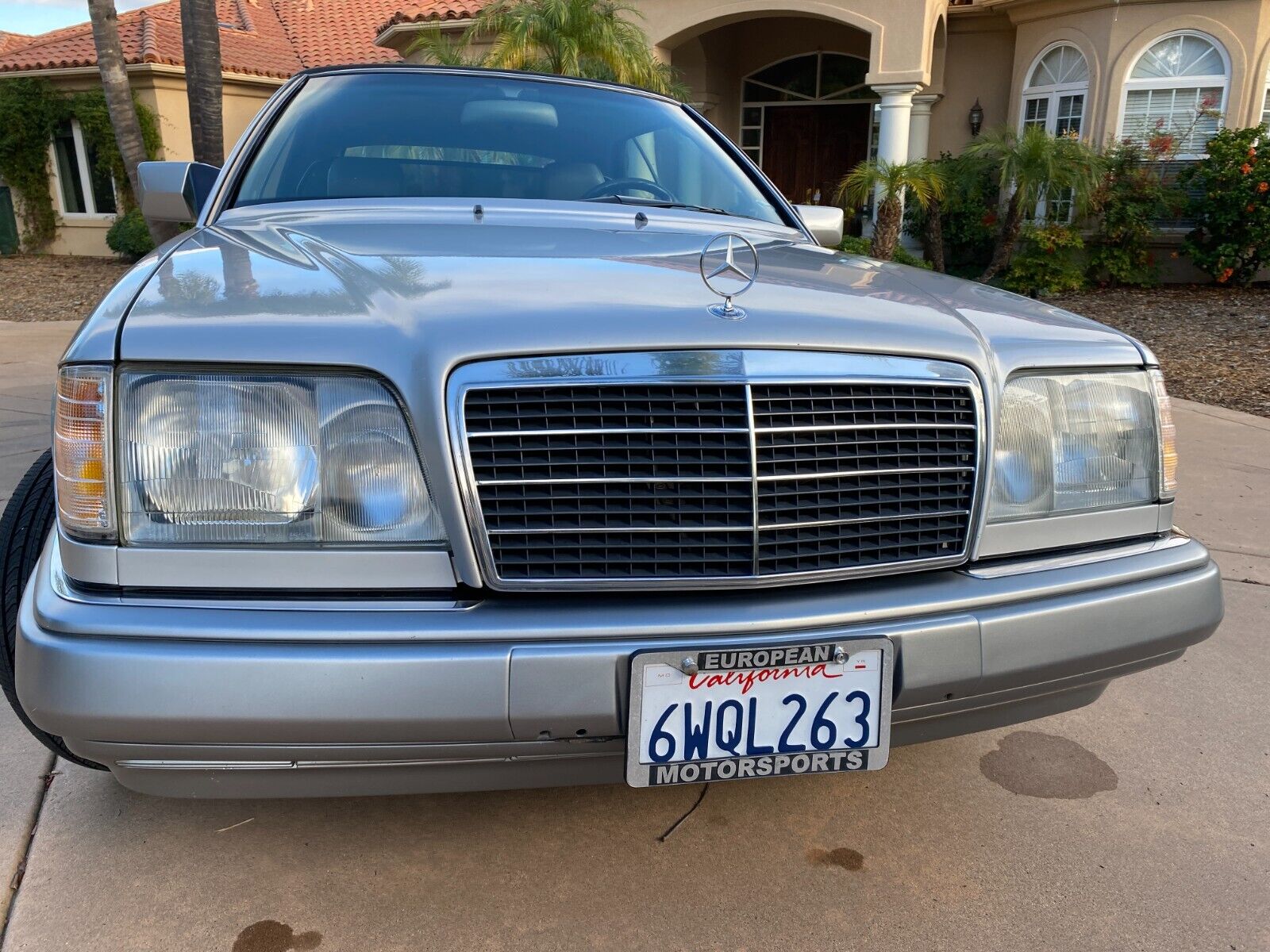 Mercedes-Benz-E-Class-Cabriolet-1995-12