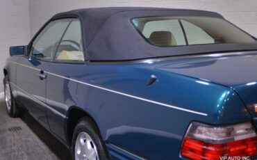 Mercedes-Benz-E-Class-Cabriolet-1995-12