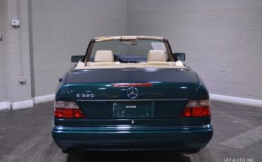 Mercedes-Benz-E-Class-Cabriolet-1995-19