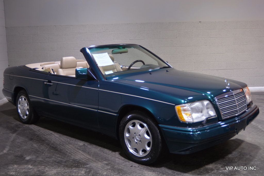 Mercedes-Benz-E-Class-Cabriolet-1995-2