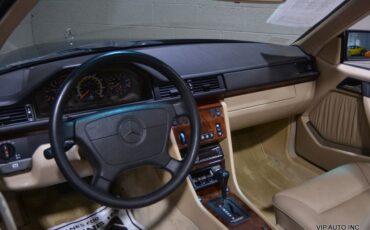 Mercedes-Benz-E-Class-Cabriolet-1995-31