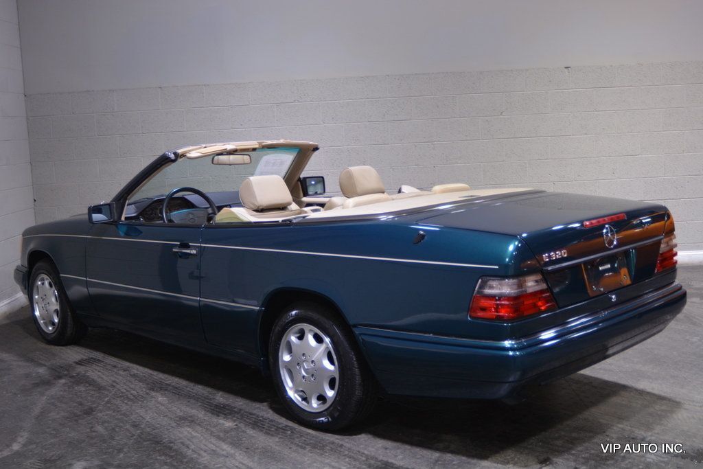 Mercedes-Benz-E-Class-Cabriolet-1995-6