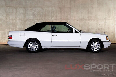 Mercedes-Benz-E-Class-Cabriolet-1995-8