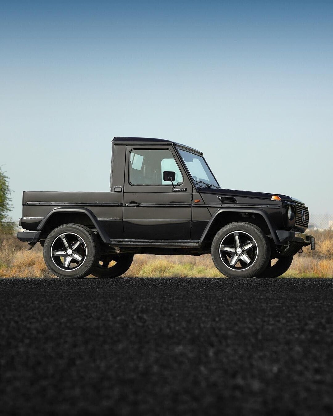 Mercedes-Benz-G-Class-1993-2