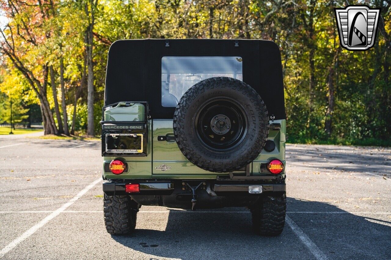 Mercedes-Benz-G-Class-Cabriolet-1990-5