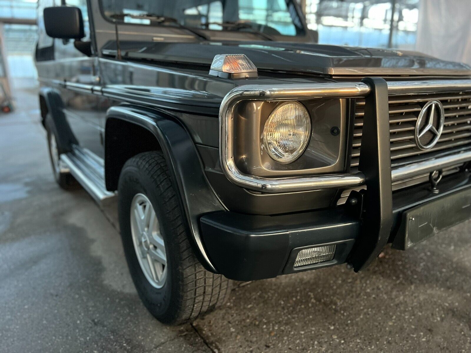 Mercedes-Benz-G-Class-Cabriolet-1991-22