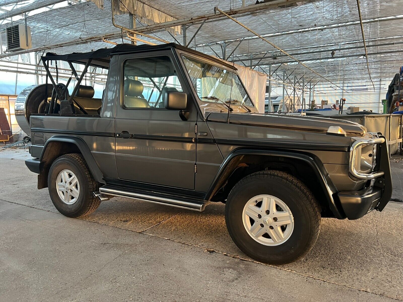 Mercedes-Benz-G-Class-Cabriolet-1991-23