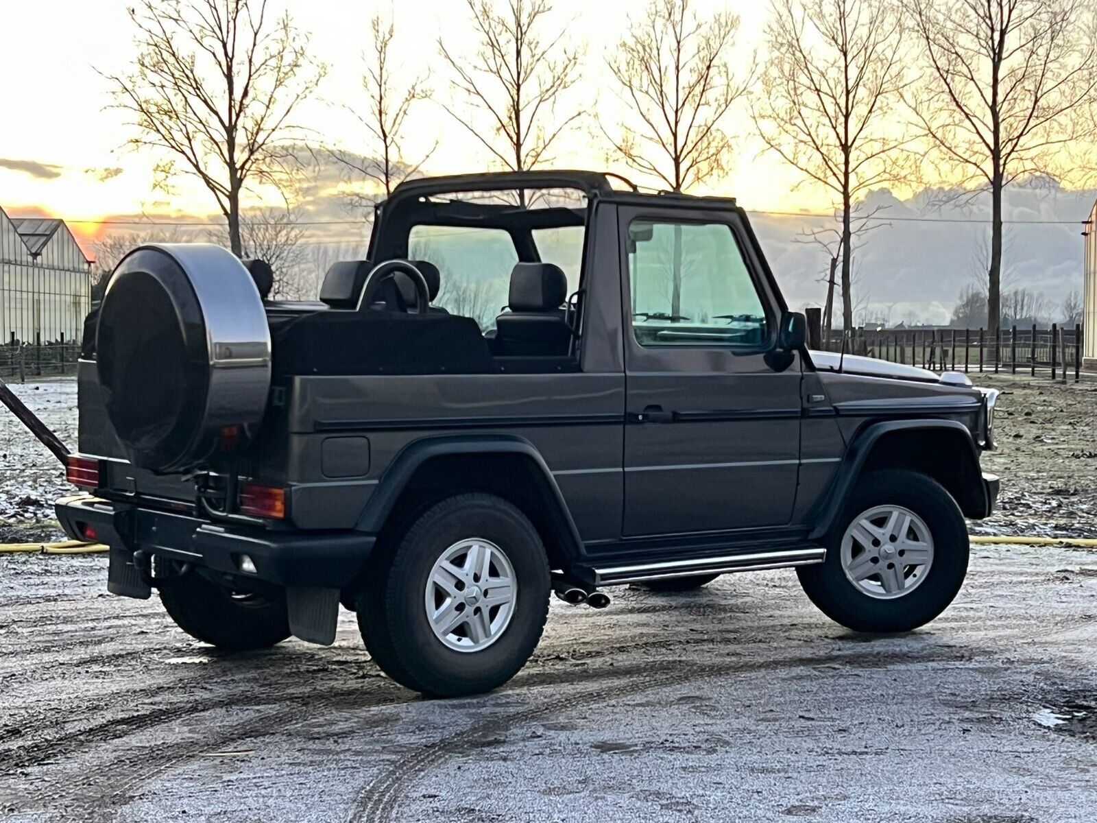 Mercedes-Benz-G-Class-Cabriolet-1991-4