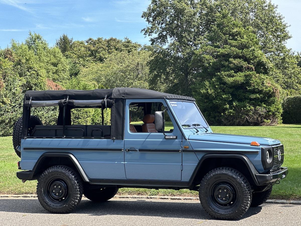 Mercedes-Benz-G-Class-Cabriolet-1993-22