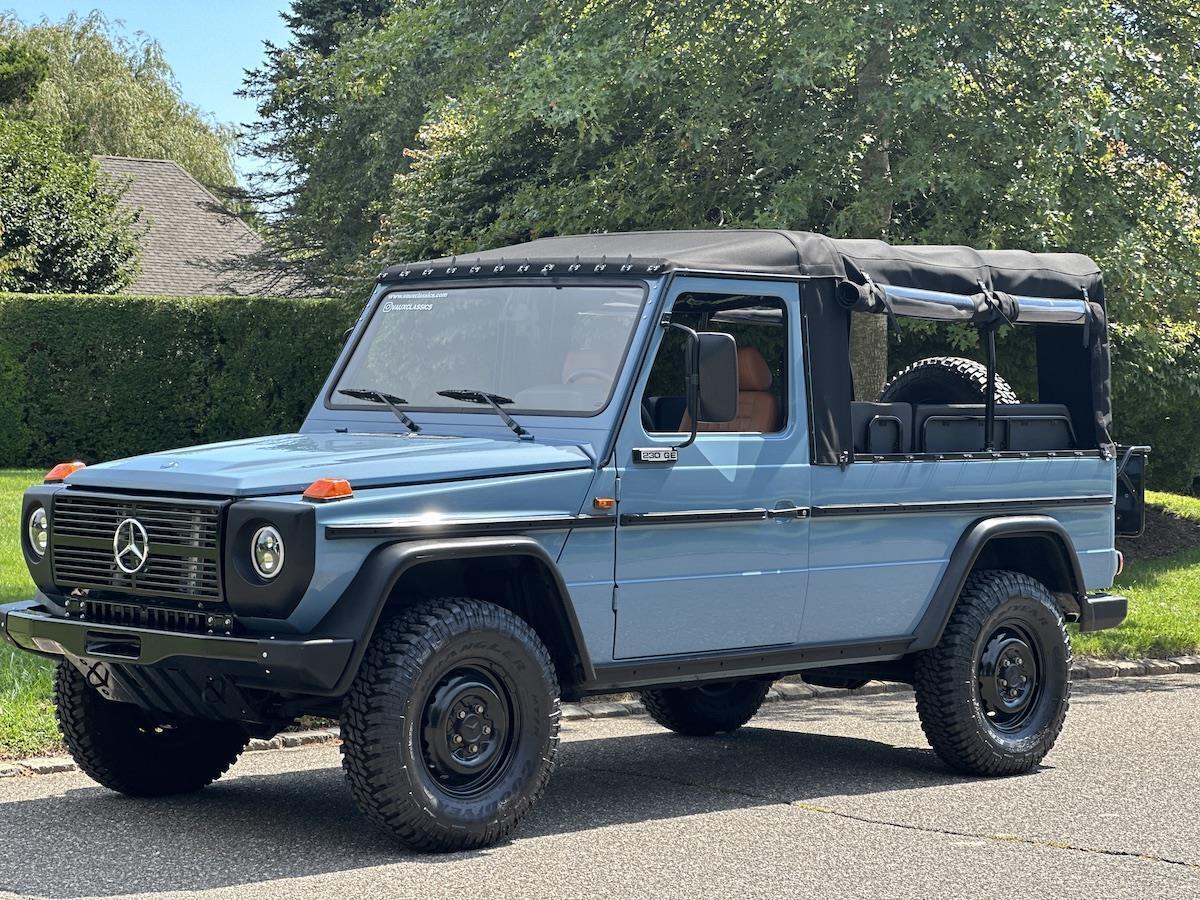 Mercedes-Benz-G-Class-Cabriolet-1993-33