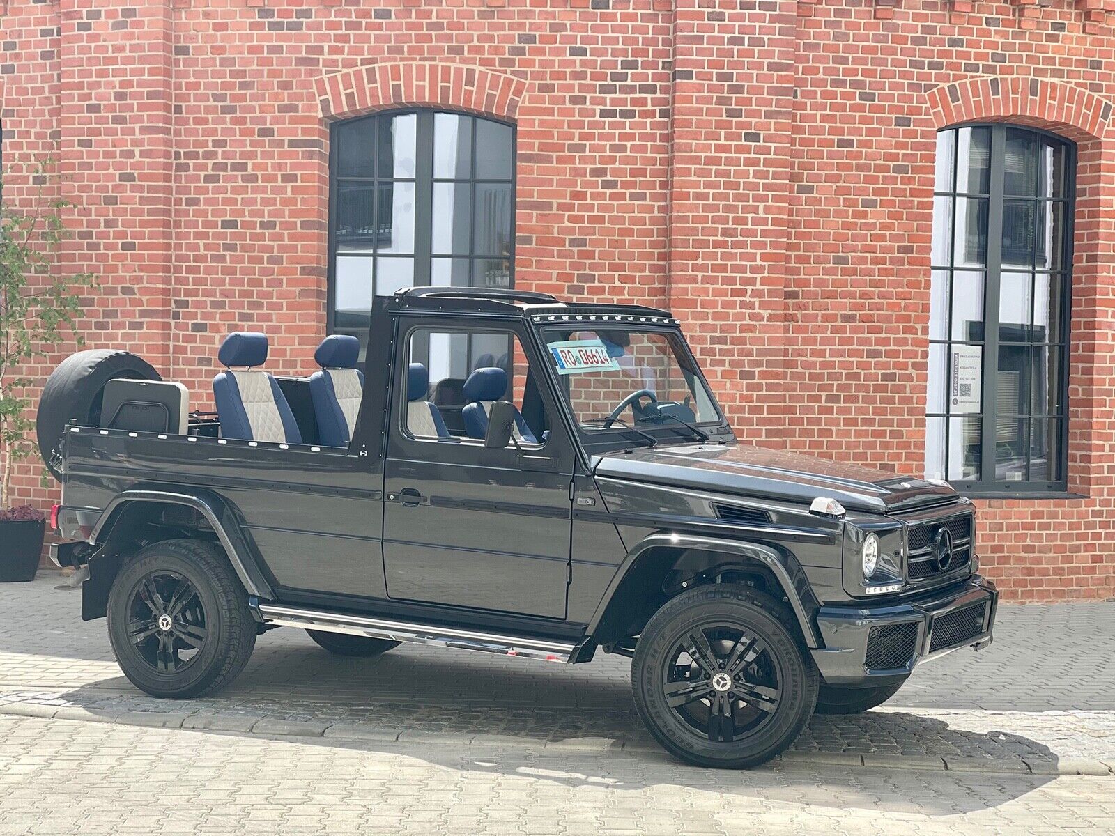 Mercedes-Benz-G-Class-Cabriolet-1993-4