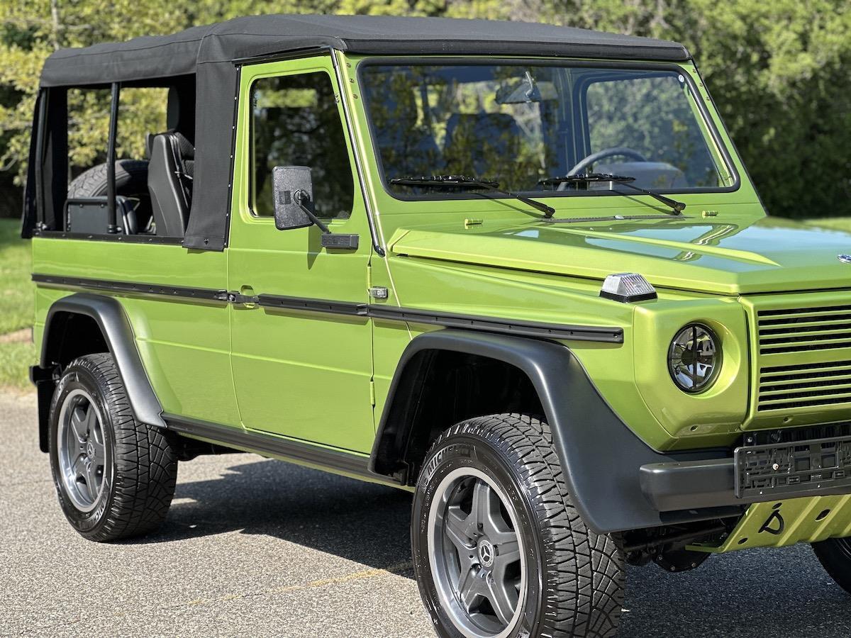 Mercedes-Benz-G-Class-Cabriolet-1994-25