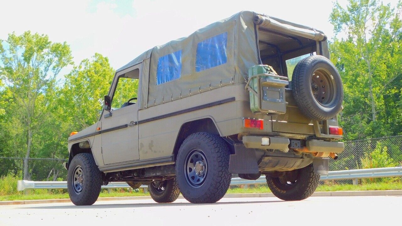 Mercedes-Benz-G-Class-Cabriolet-1995-5