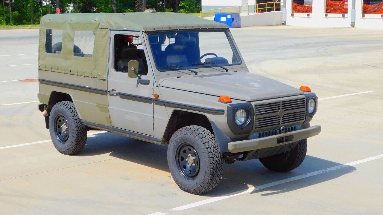 Mercedes-Benz-G-Class-Cabriolet-1995-9