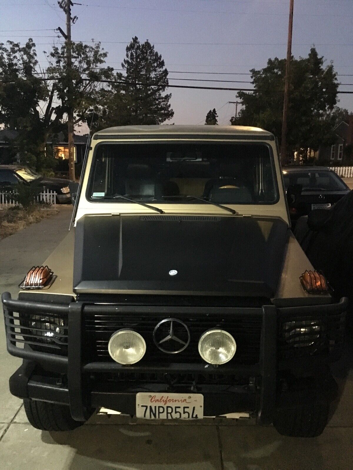 Mercedes-Benz-G-Class-SUV-1983-39