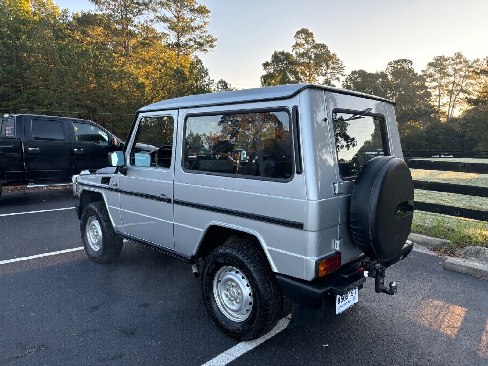 Mercedes-Benz-G-Class-SUV-1990-33