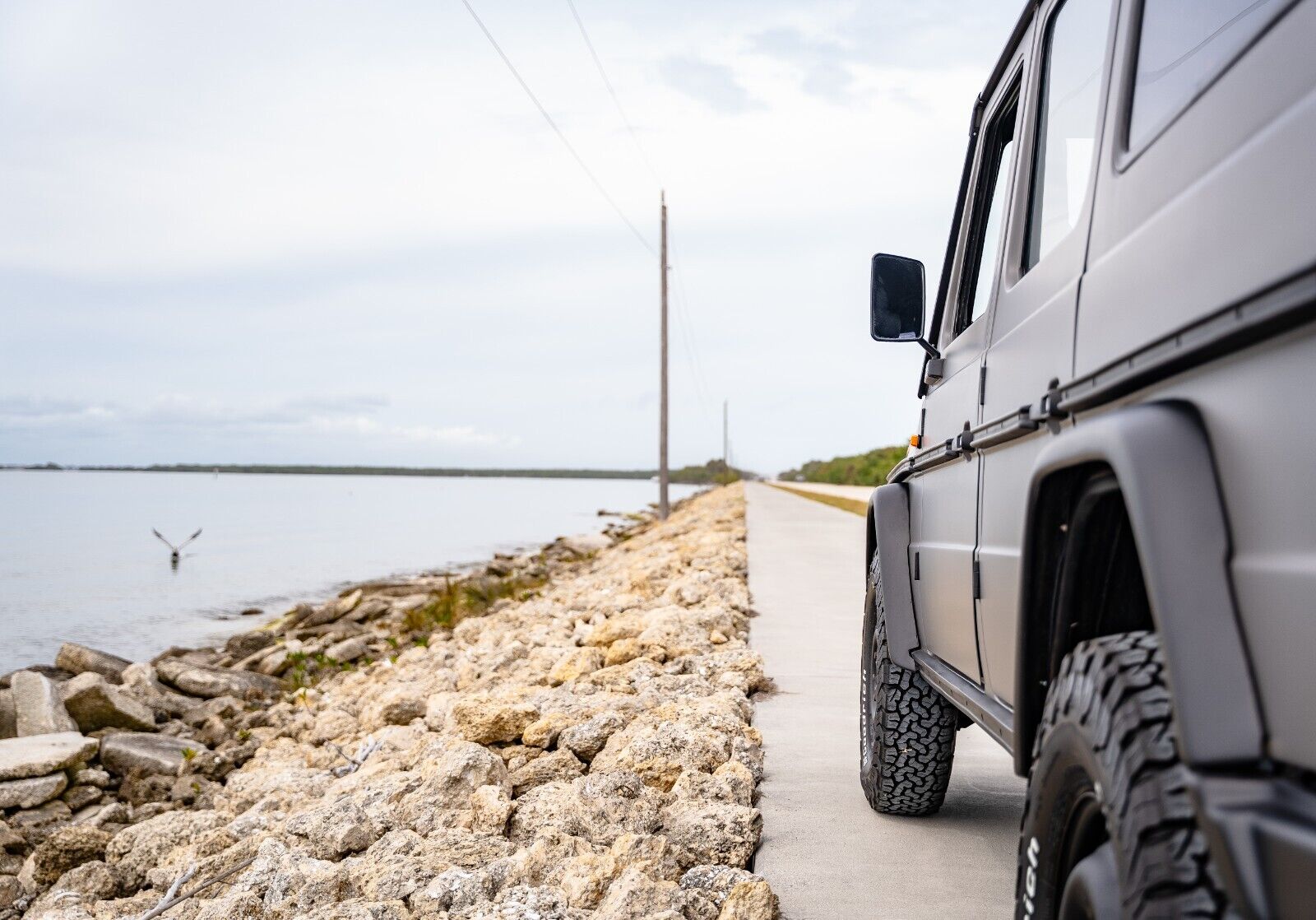 Mercedes-Benz-G-Class-SUV-1992-32