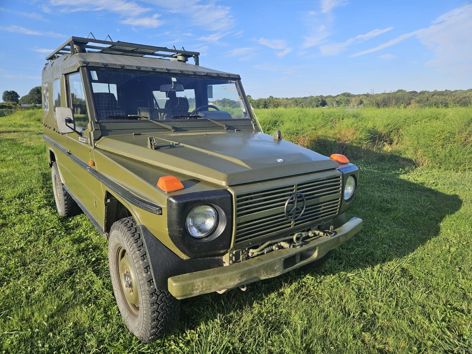 Mercedes-Benz-G-Wagon-Cabriolet-1982-1