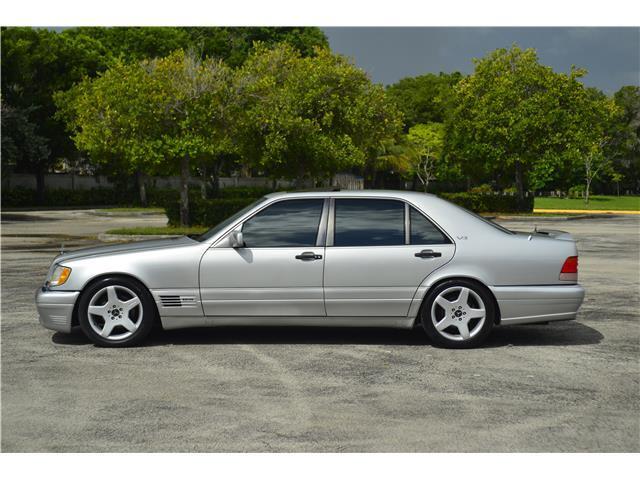 Mercedes-Benz-S-Class-1995-14