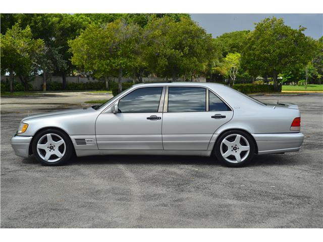 Mercedes-Benz-S-Class-1995-17