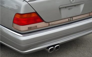 Mercedes-Benz-S-Class-1995-31