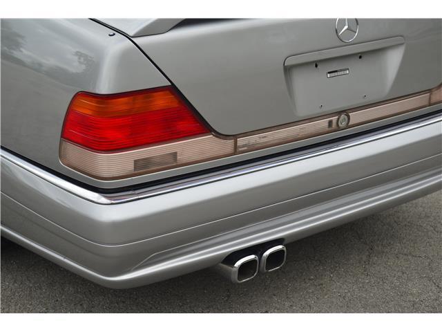 Mercedes-Benz-S-Class-1995-31