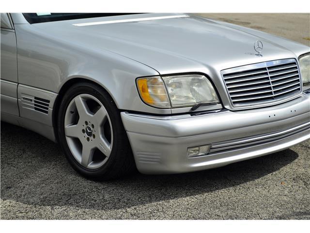 Mercedes-Benz-S-Class-1995-8