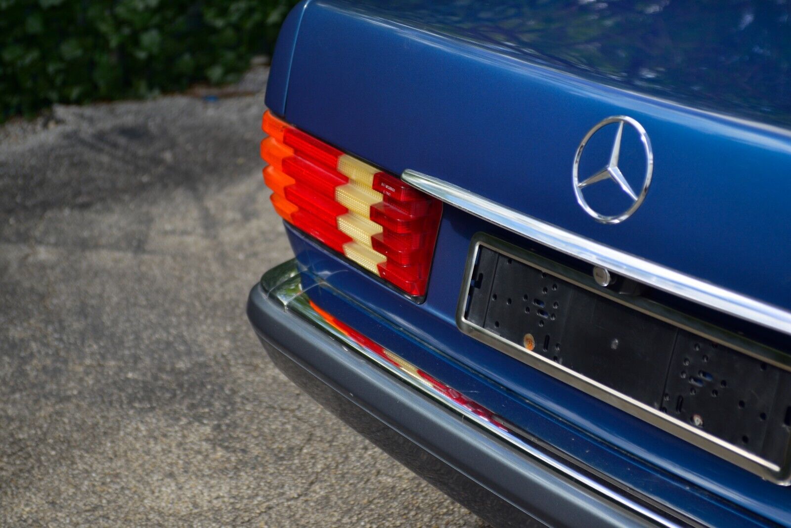 Mercedes-Benz-S-Class-Berline-1985-5