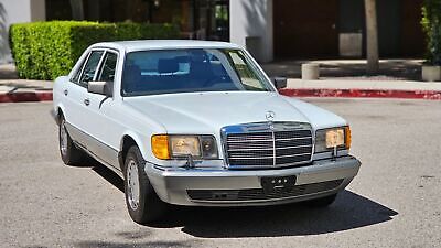 Mercedes-Benz-S-Class-Berline-1986-4