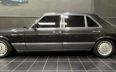 Mercedes-Benz-S-Class-Berline-1990-1