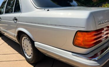 Mercedes-Benz-S-Class-Berline-1990-13