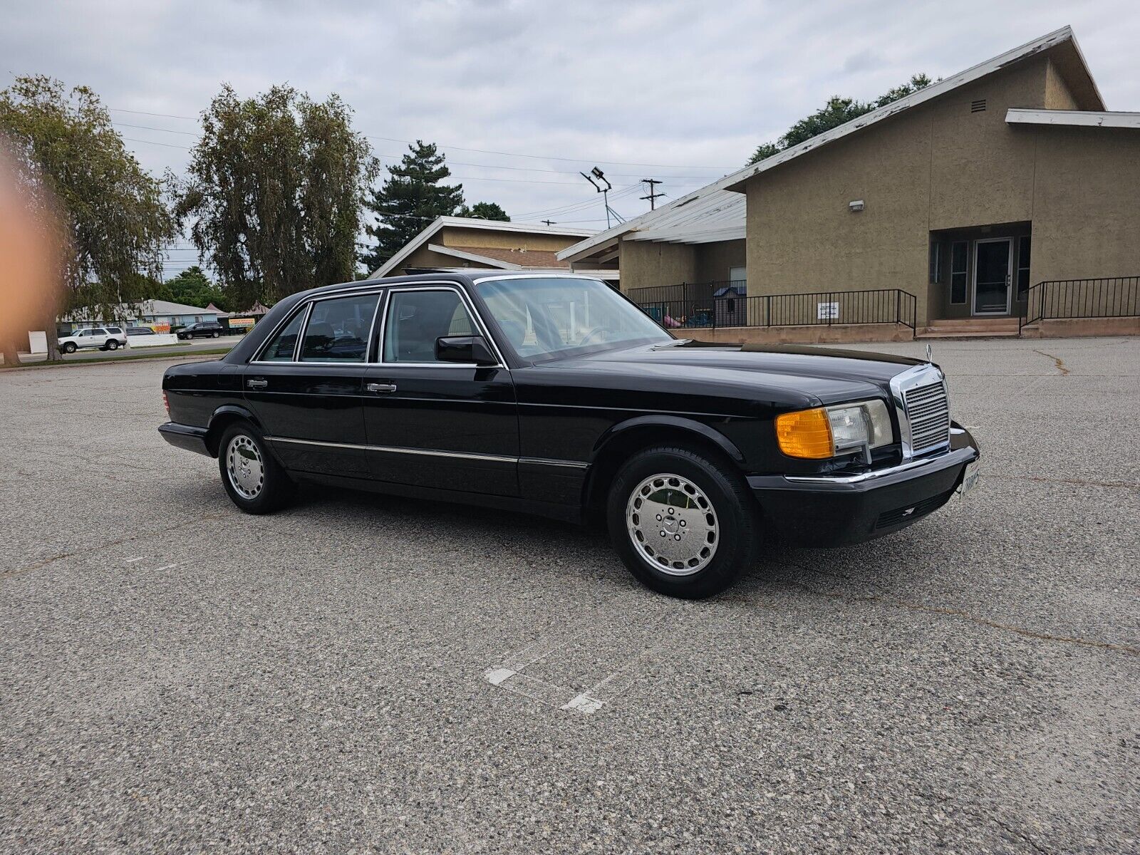 Mercedes-Benz-S-Class-Berline-1990-5