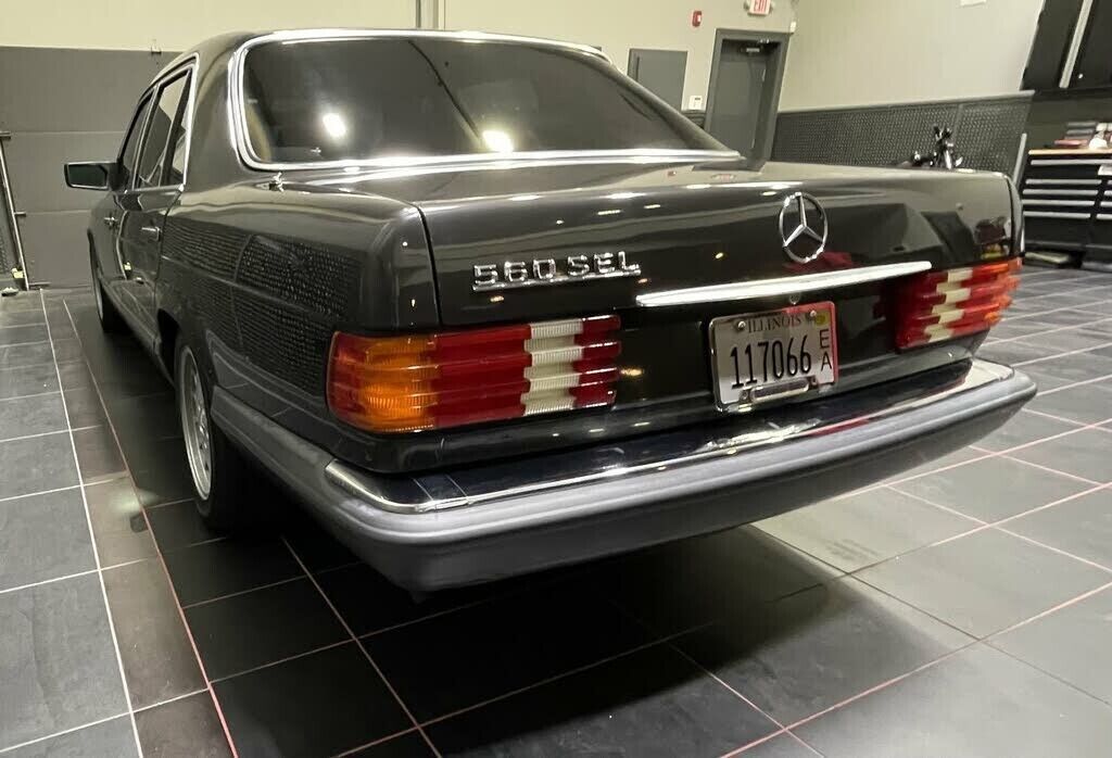 Mercedes-Benz-S-Class-Berline-1990-6